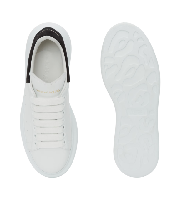 Alexander McQueen Oversized Sneakers din piele albă cu detalii suede negre