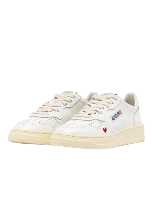 Autry Sneakers Medalist Love