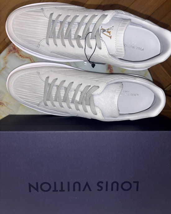 Louis Vuitton Sneakers din piele albă plisată