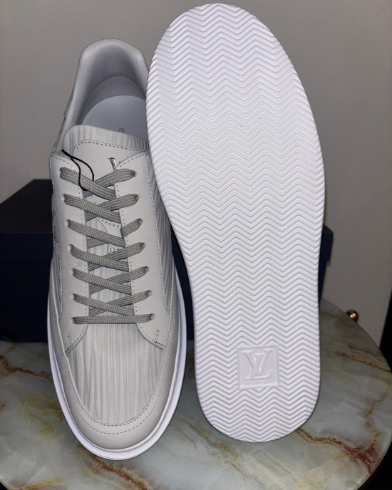 Louis Vuitton Sneakers din piele albă plisată