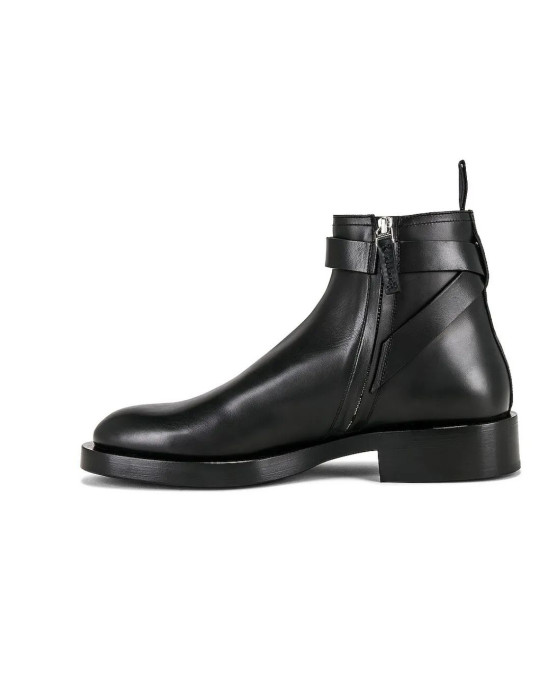 Givenchy Lock Ankle Boot negru  piele premium, lacăt 4G, stil urban lux statement.